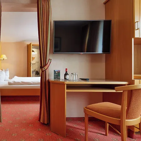 Hotel Ladenmühle 3*