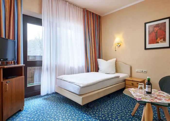 拉登明勒酒店 3*