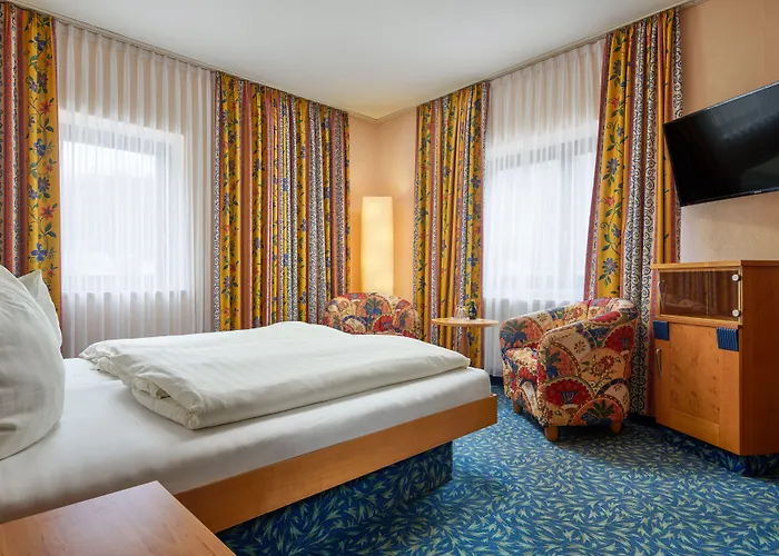 拉登明勒酒店 3*