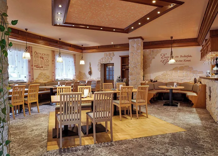 拉登明勒酒店 酒店