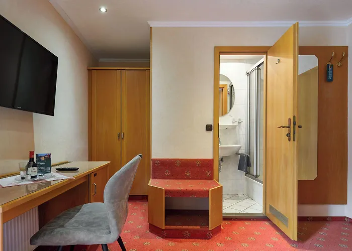 Hotel Ladenmuehle 3*